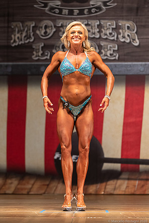 1st Place 71 Samantha Navarro