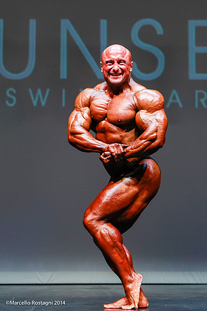 15 Robert Piotrkowicz