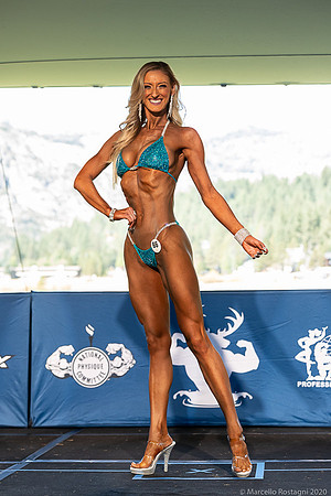 11th Place 66 Aleecia Peters