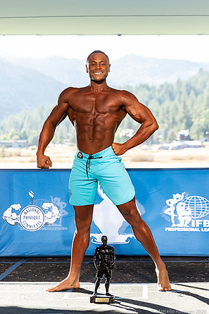 1st Place Overall 212 Jonathan Jones