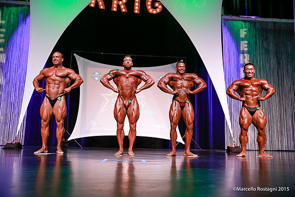 Unlimited Bodybuilding Super Heavy Weight Comparison