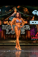 7th Place 81 Debbie Donnelly