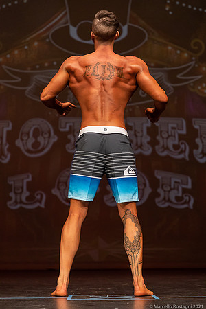 9th Place 44 Travis Leverett